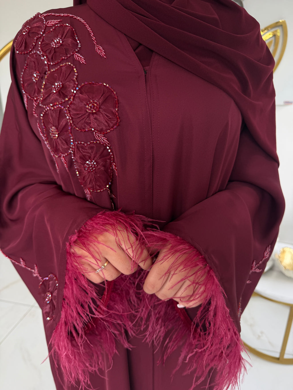 Feather abaya Burgundy
