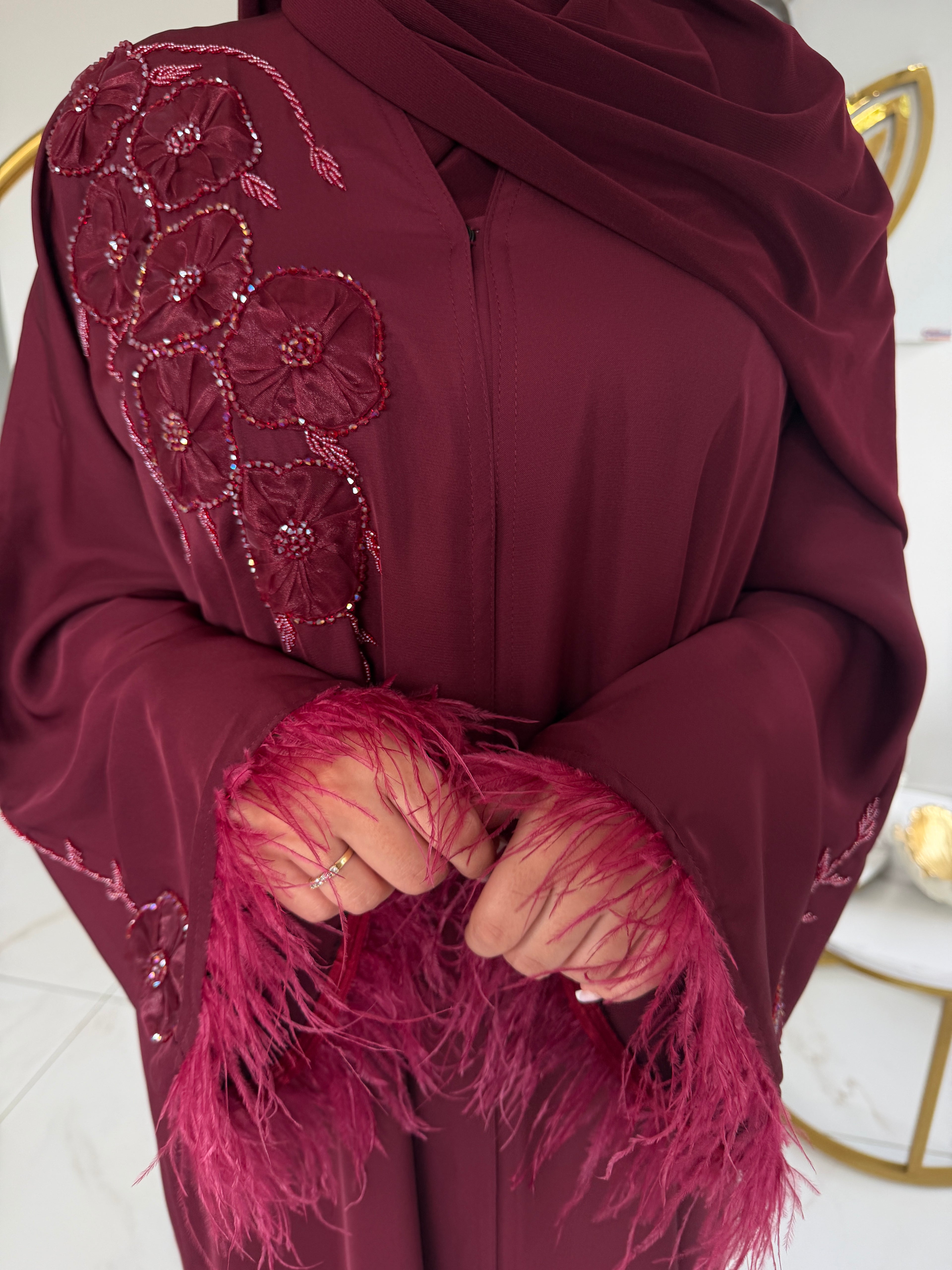 Feather abaya Burgundy