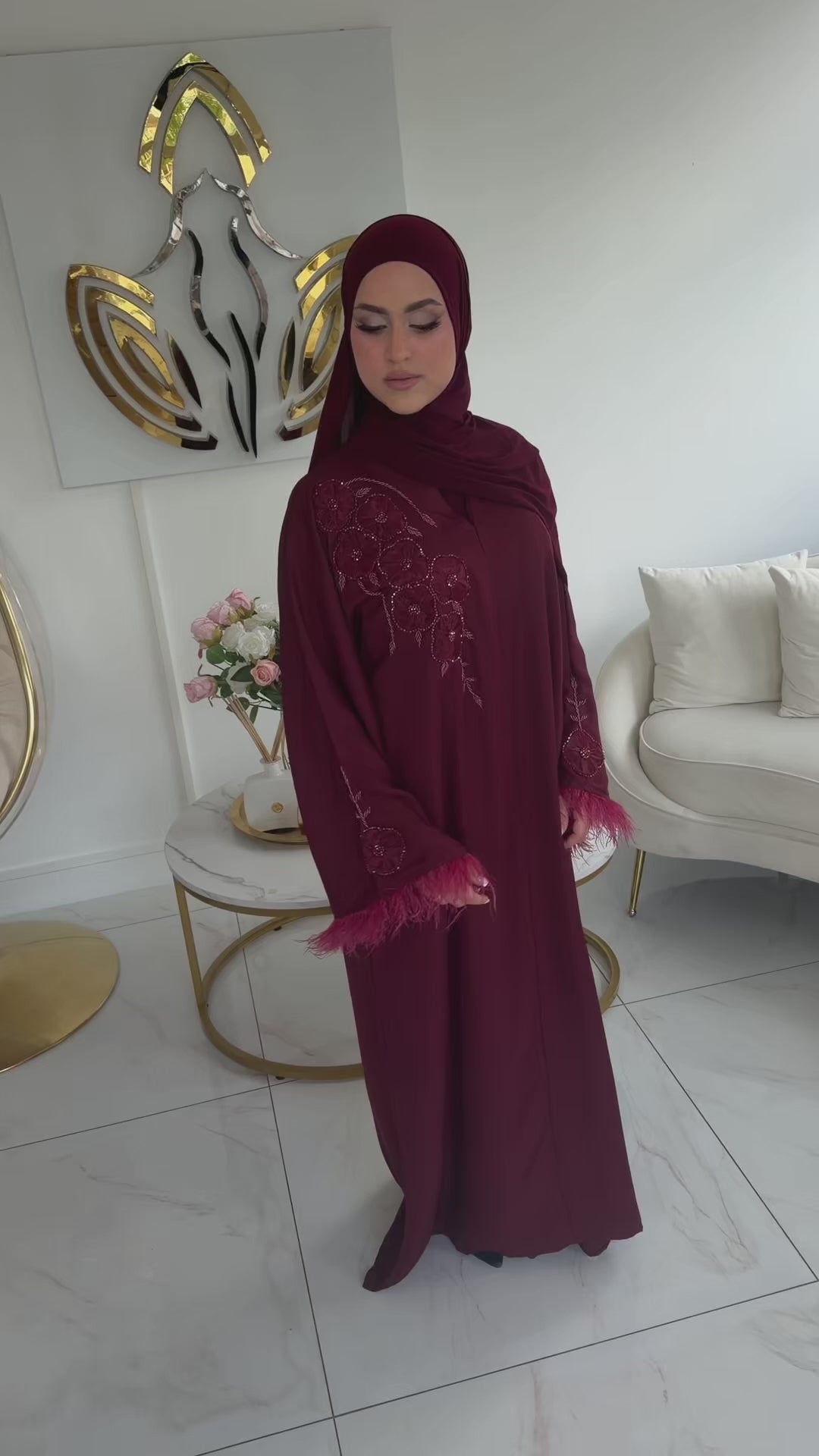 Feather abaya Burgundy