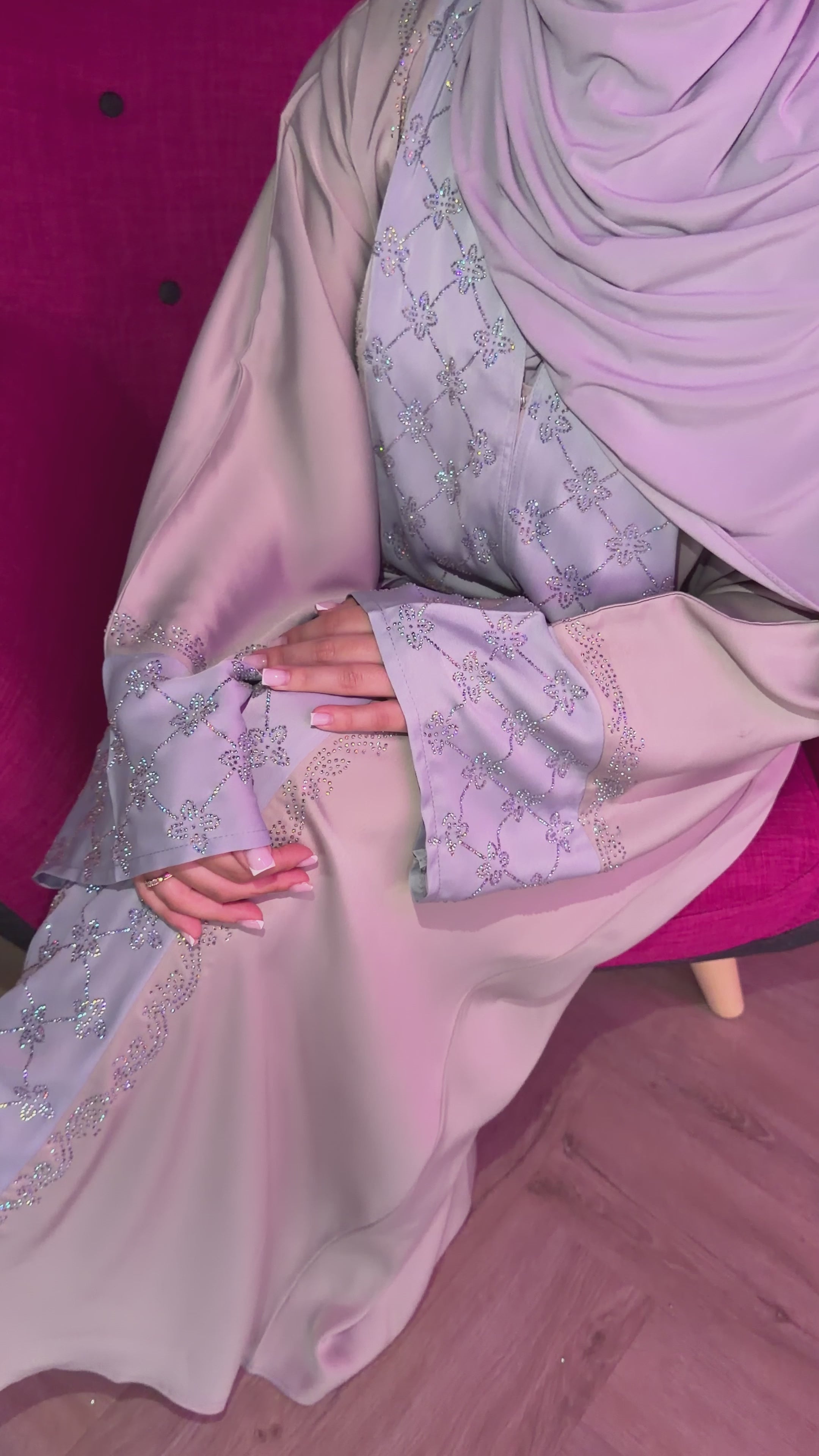 Satin abaya